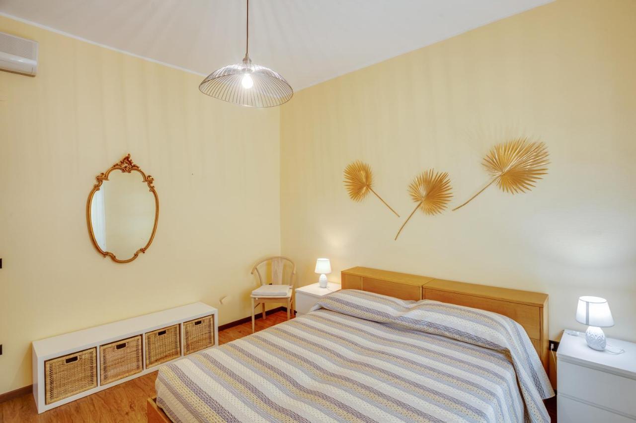 Rosamare Elegant Apartment Polignano a Mare Bagian luar foto