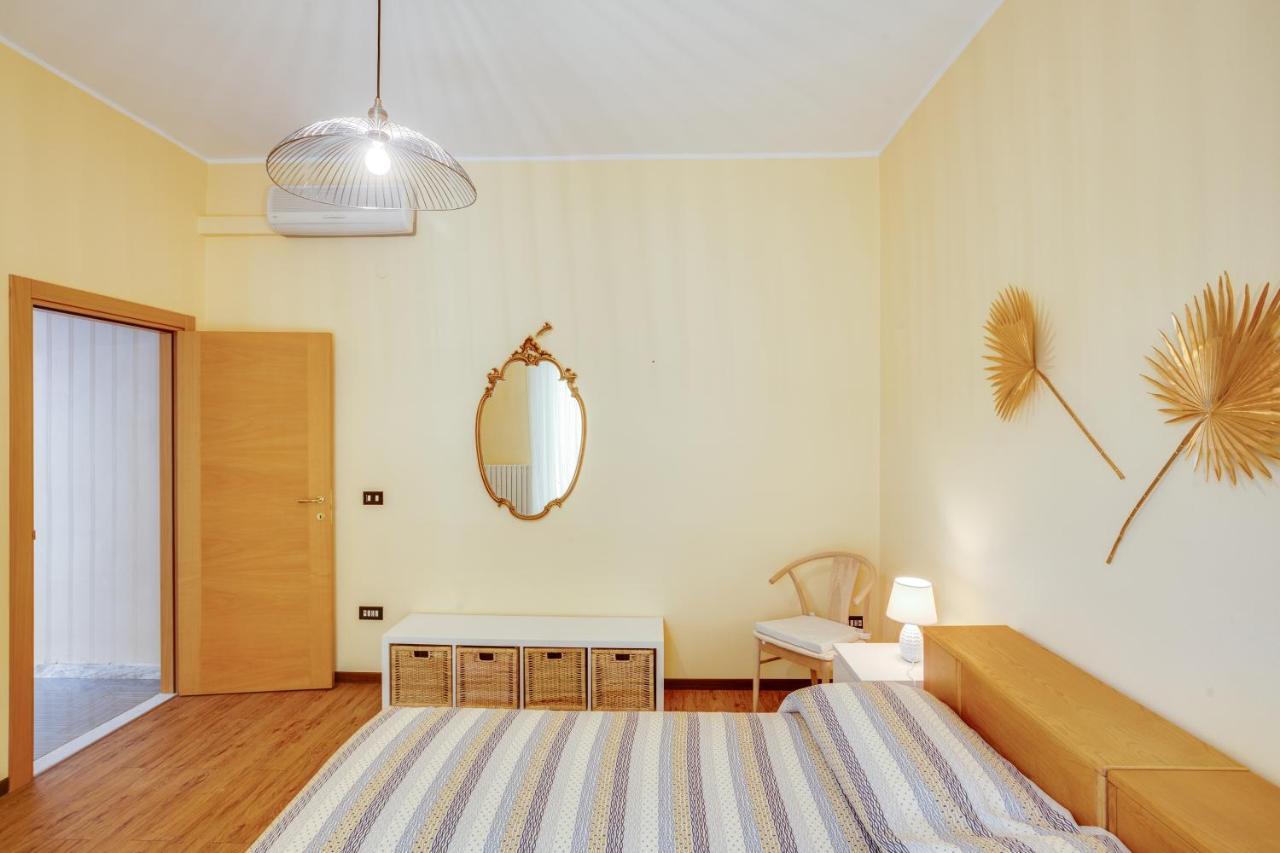 Rosamare Elegant Apartment Polignano a Mare Bagian luar foto